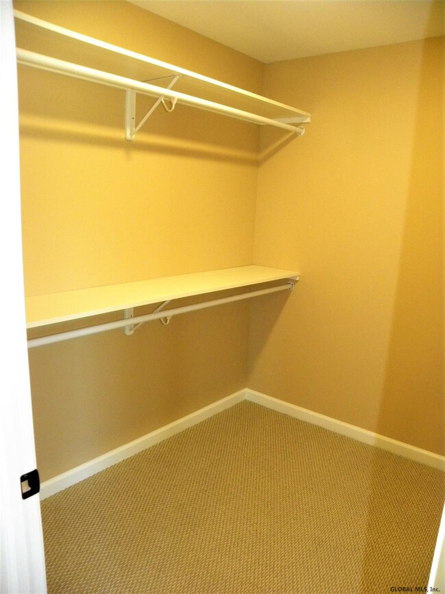Building Photo - 23 Guideboard Rd