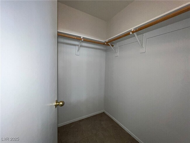 Building Photo - 1356 Lamplight Village Ln