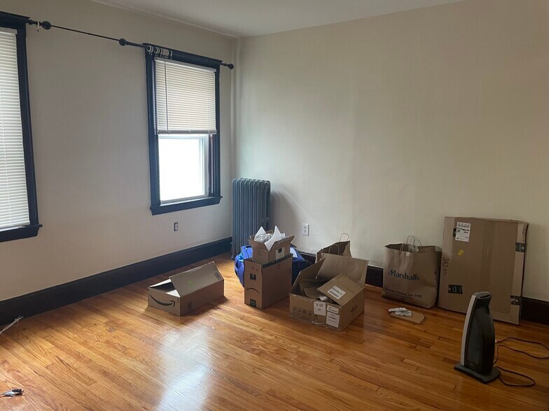 Building Photo - 51 Breck Ave
