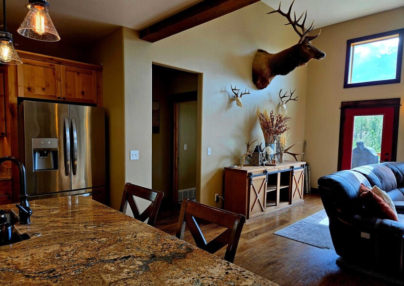 Building Photo - 5340 Seabiscuit Dr