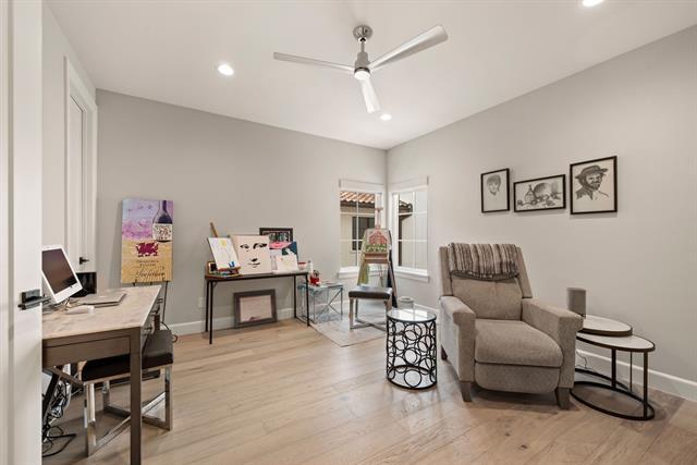 Building Photo - 2850 Lakeside Pkwy