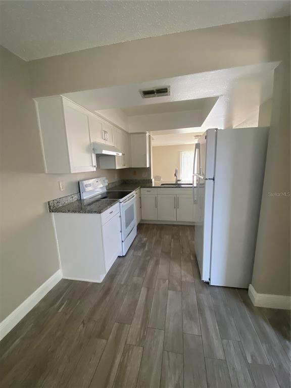 Building Photo - 14037 Notreville Way