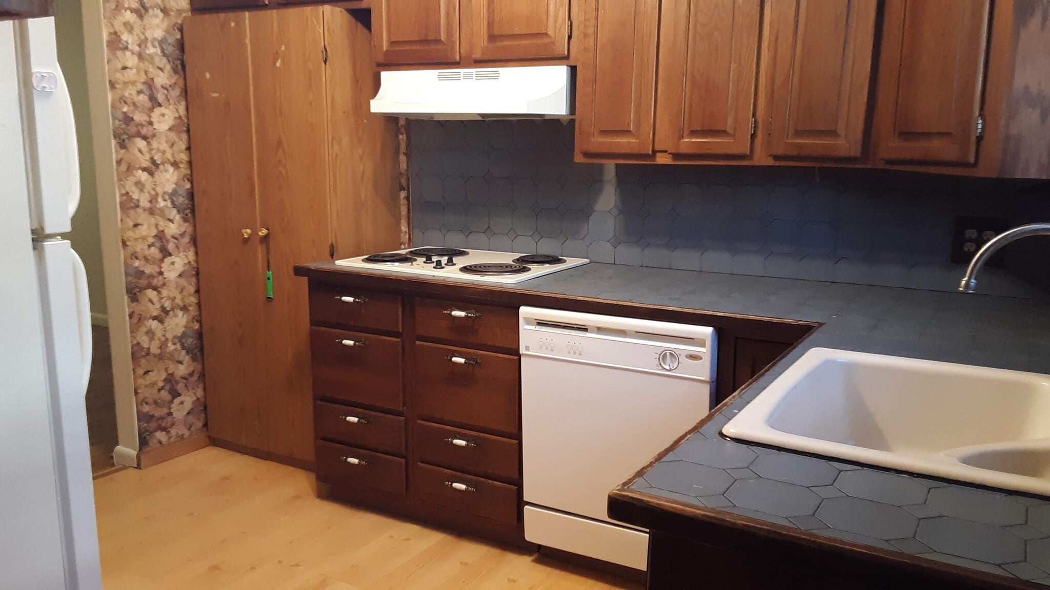 Building Photo - 23 E Euclid Ave