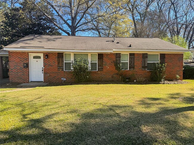 Primary Photo - 3565 Dalraida Pkwy
