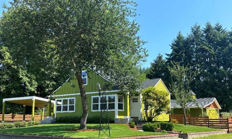 Primary Photo - 2501 Sevedge Ct NE