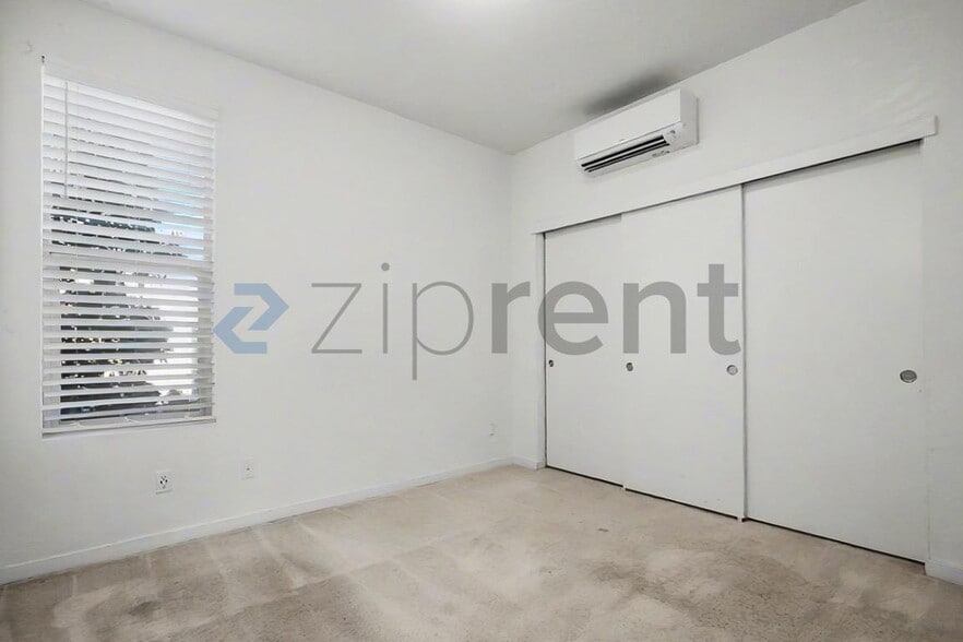 Building Photo - 450 Crate Ave