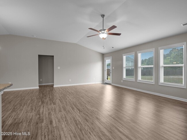 Building Photo - 227 Patriot Dr