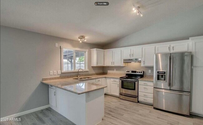Building Photo - 743 W Rosal Pl