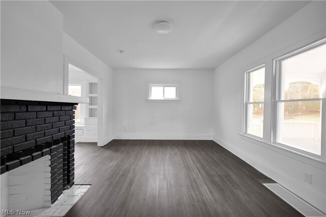 Building Photo - 13609 Edgewood Ave