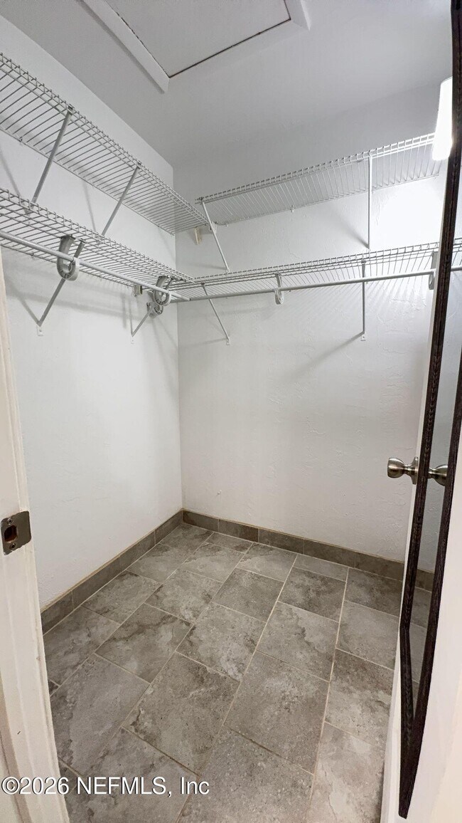 Building Photo - 2 Pinehurst Pl