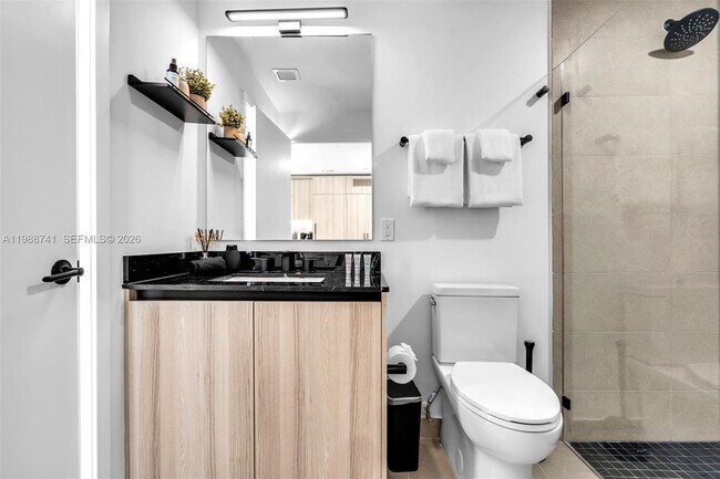 Building Photo - 225 N Miami Ave