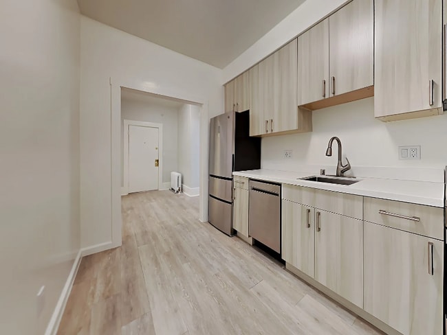 Building Photo - 1428 Jackson St