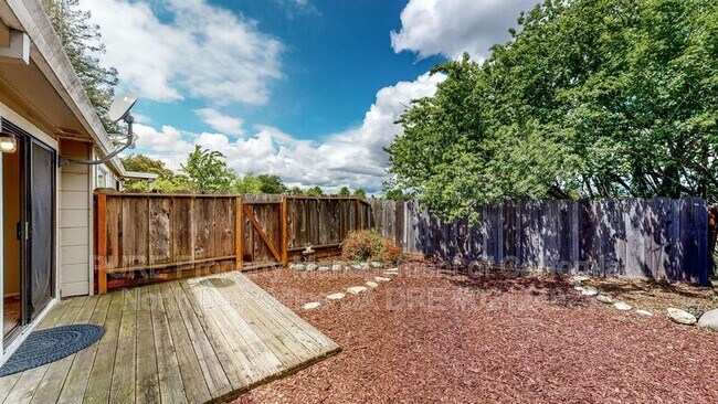 Building Photo - 3125 Hoen Ave