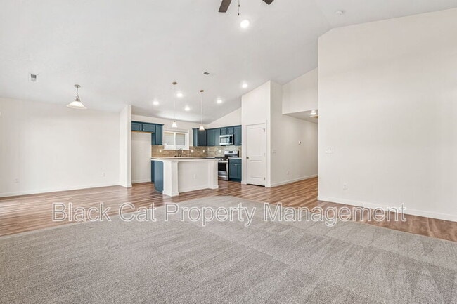 Building Photo - 10604 W New Berlin Dr