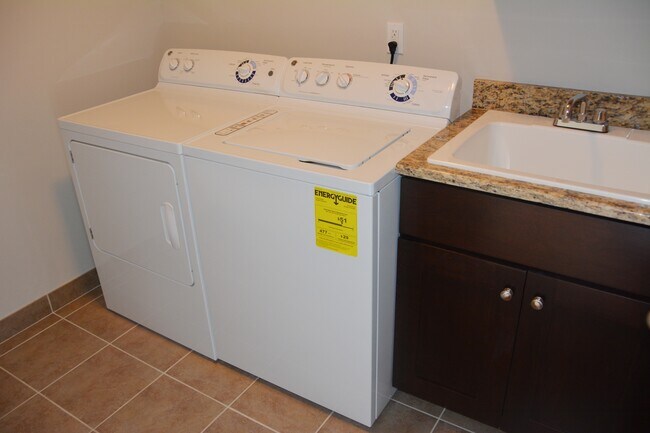 Laundry Room - 6379 Windemere Ln