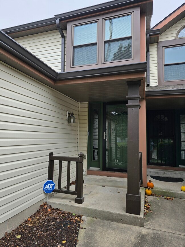 Building Photo - 8512 Hague Rd