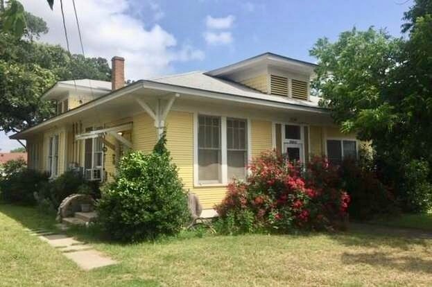 Primary Photo - 1709 Avenue C