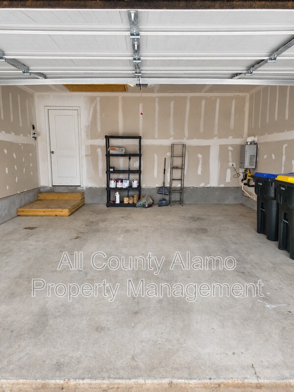 Building Photo - 9258 Honey Mesquite