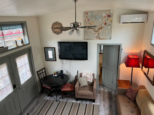 Building Photo - 1328 W Pikes Peak Ave