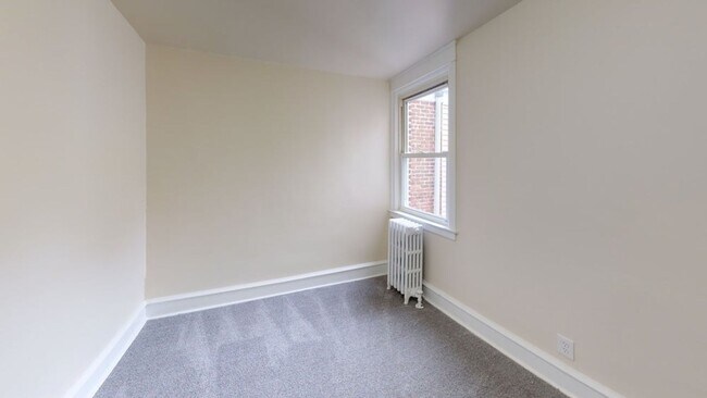 Building Photo - Beautiful TWO Bedroom Home for Rent wt Bonus Room