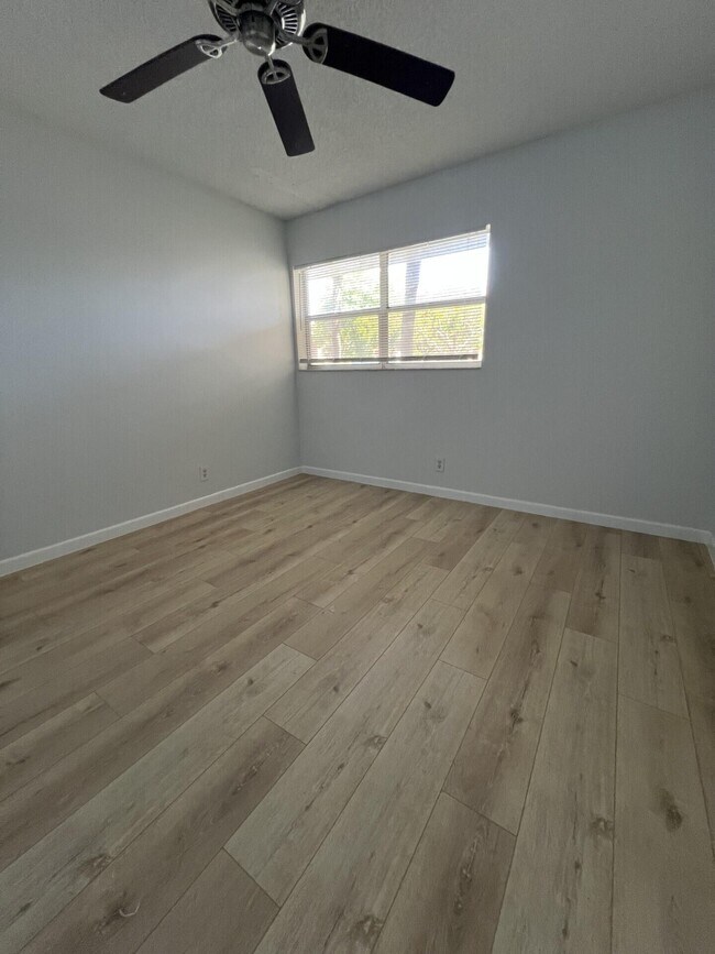 Building Photo - 2800 Fiore Way