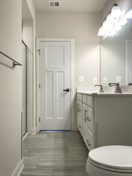 Building Photo - 3620 Jamison St NE