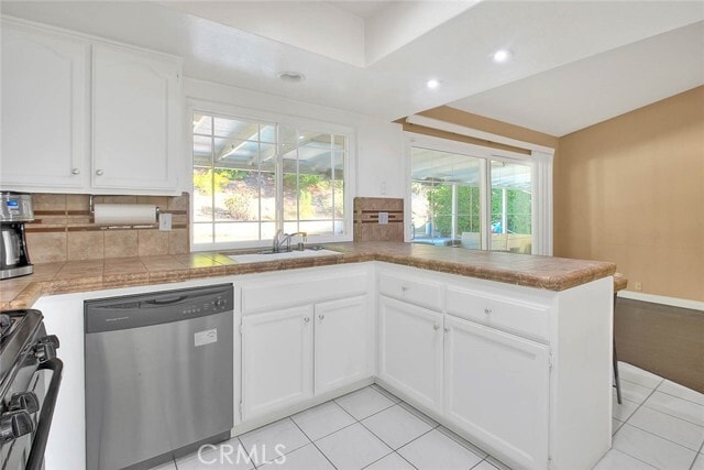 Building Photo - 23862 Country View Dr
