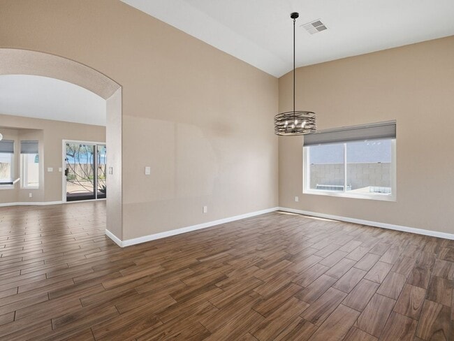 Building Photo - 8647 E Bullrider Pl