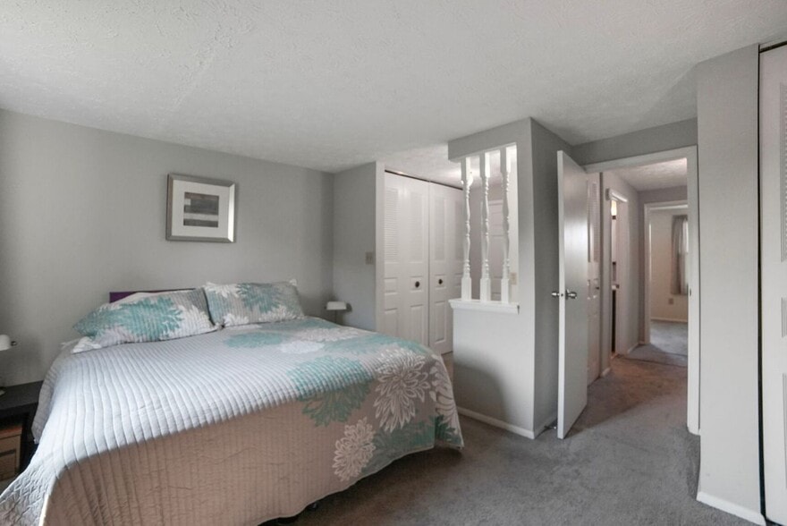 Building Photo - 3650 Castle Terrace