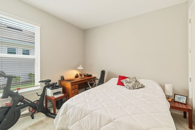 Building Photo - Esplanade at Wiregrass Ranch - A Premier 5...