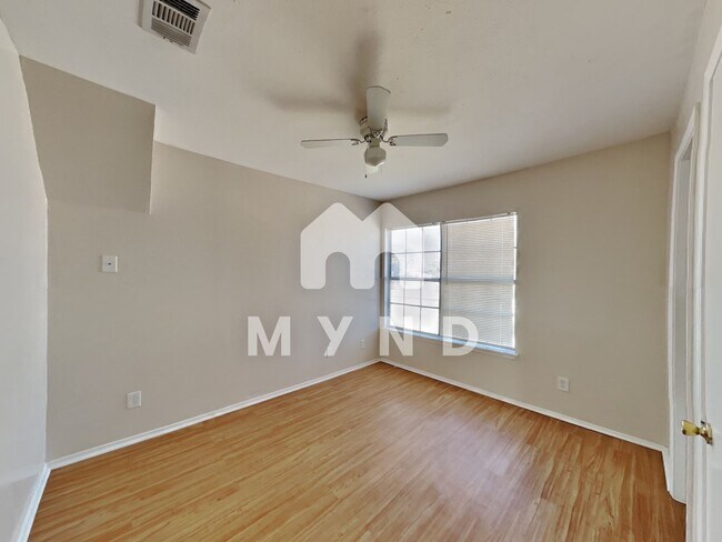 Building Photo - 5304 Pocassett Dr