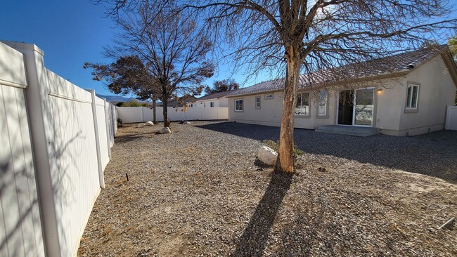 Building Photo - MOUNTAIN FALLS - Badlands Lane