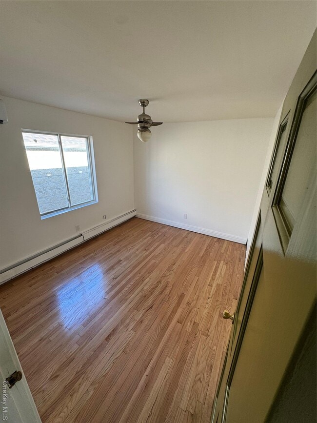 Building Photo - 103-14 169th St