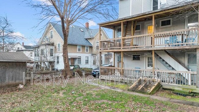 Building Photo - 209 Pearl St
