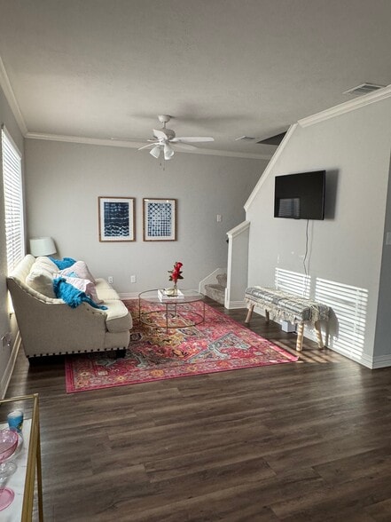 Building Photo - 6999 Halter Loop