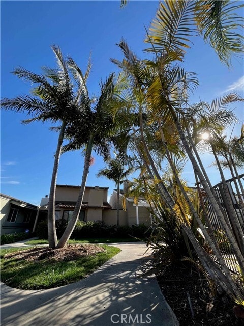 Building Photo - 7045 Seawind Dr