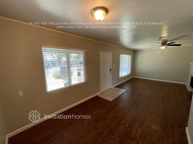 Building Photo - 3354 Horseshoe Dr