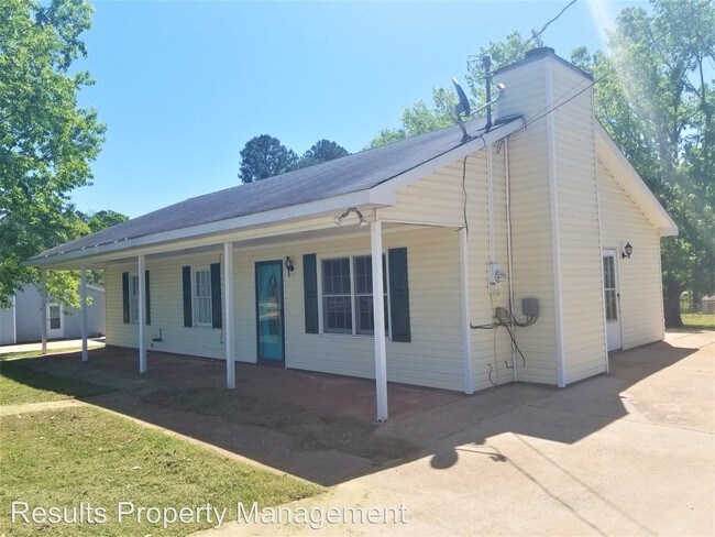 Building Photo - 1082 Lower Big Springs Rd