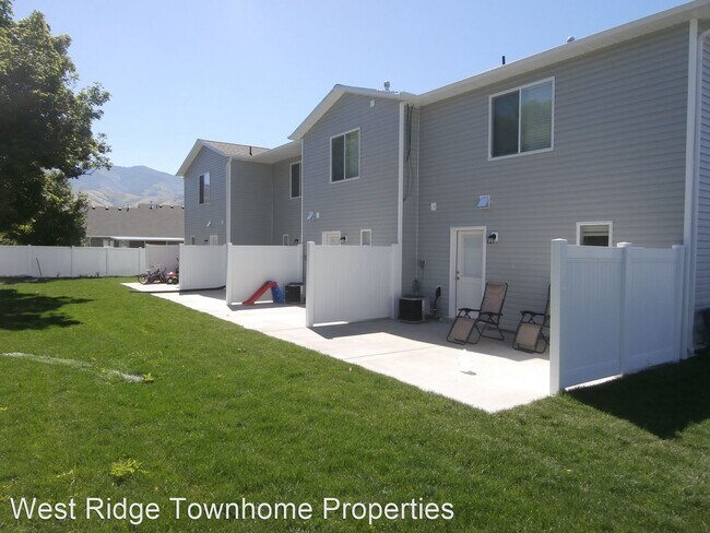 Building Photo - 3 br, 1.5 bath Apartment - 120 West 400 South