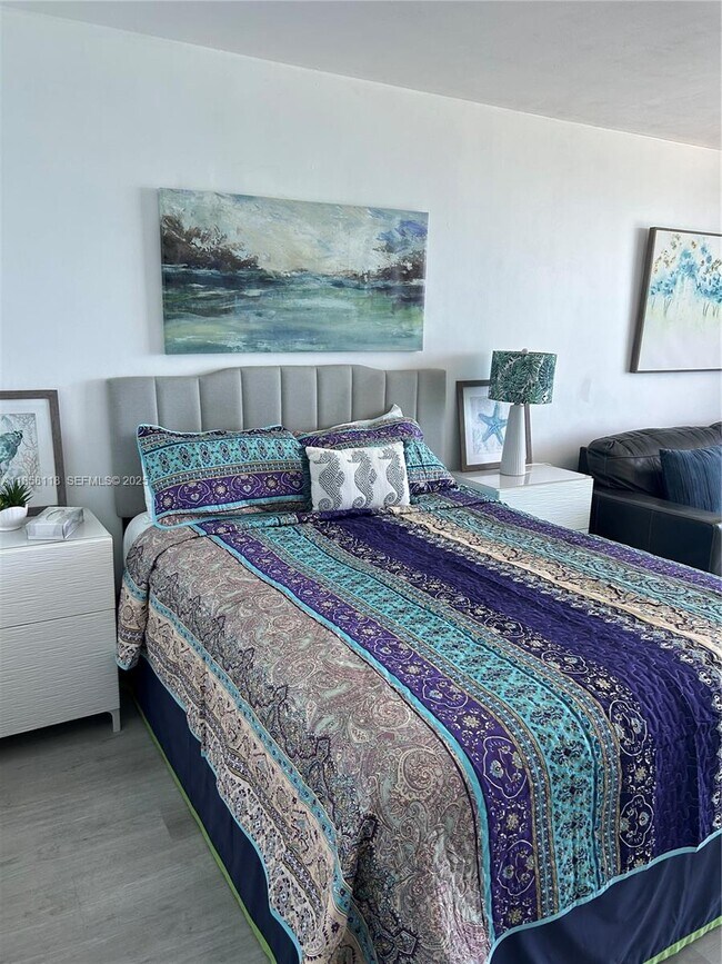 Building Photo - 19201 Collins Ave