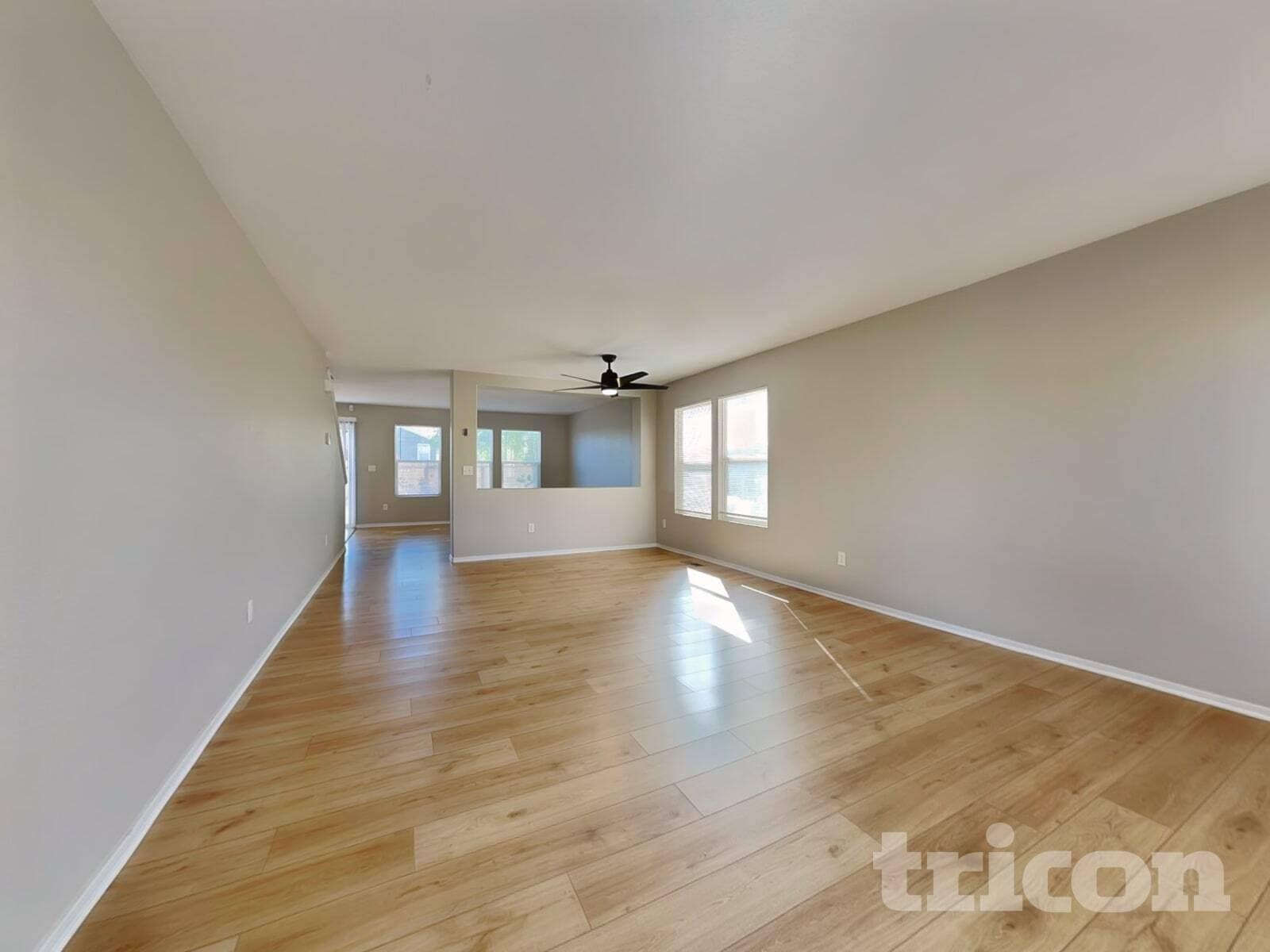 Building Photo - 9696 Canyon Meadows Dr