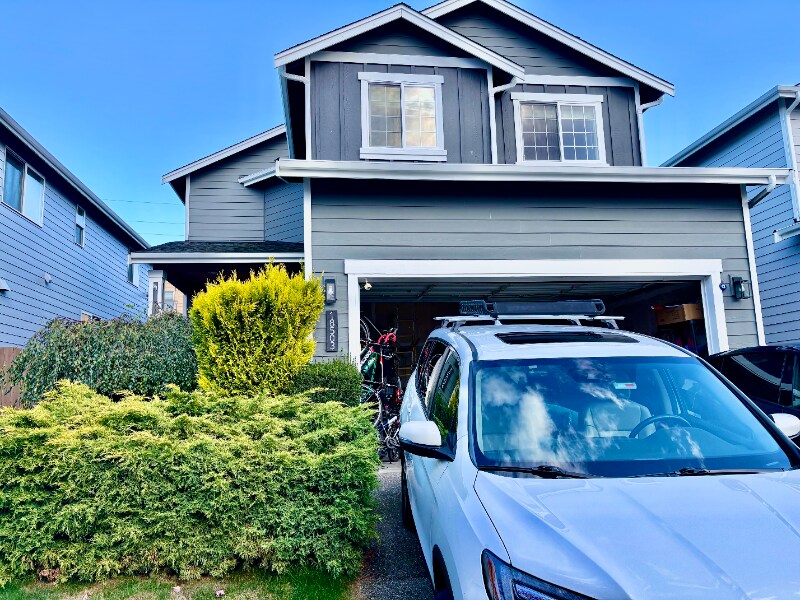 Building Photo - 18503 41st Dr SE