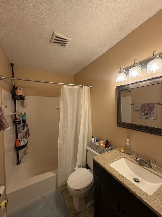 Building Photo - 51 The Brook