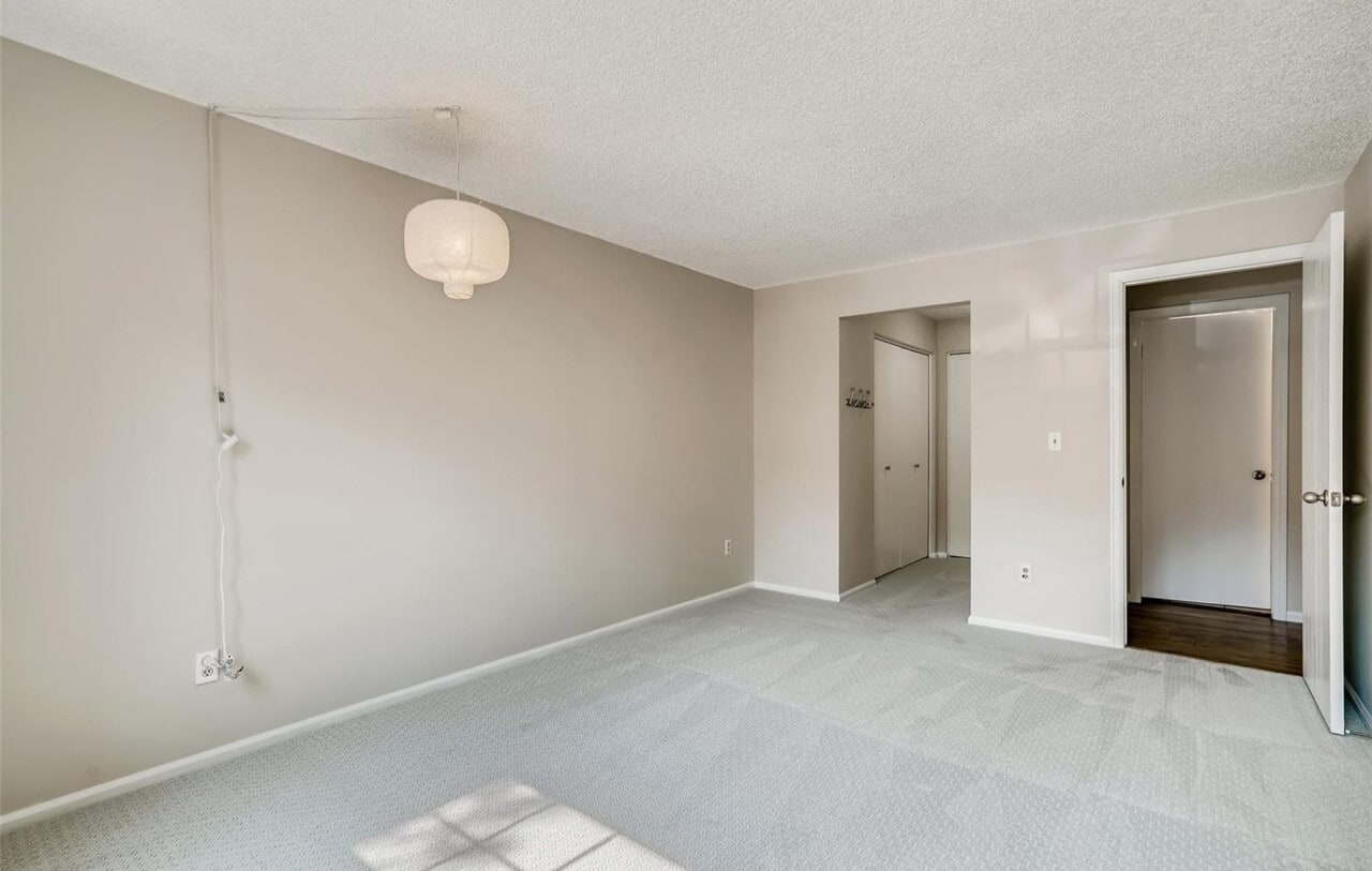 Building Photo - 5565 W 76th Ave