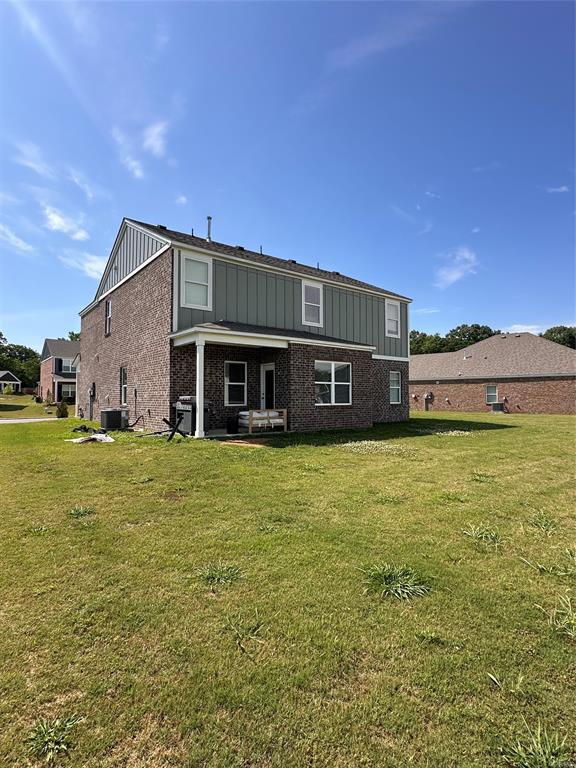 Building Photo - 5168 Sedona Dr