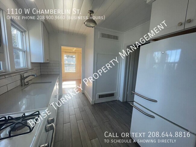 Building Photo - 1110 W Chamberlin St