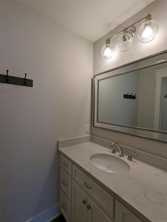 Building Photo - 3418 Lockwood Pl