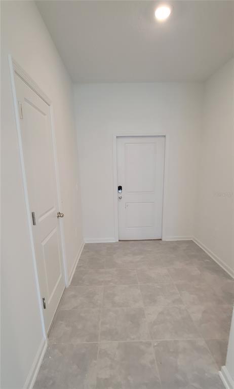 Building Photo - 636 Daring Dr