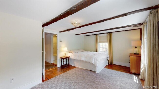 Building Photo - 25 East St