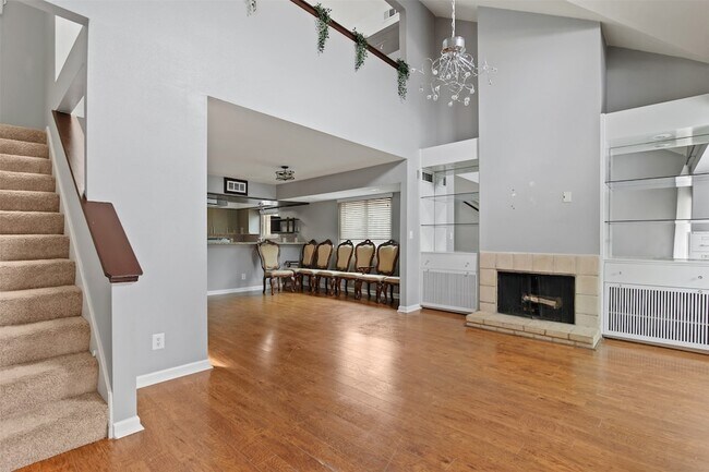 Building Photo - 1114 Augusta Dr